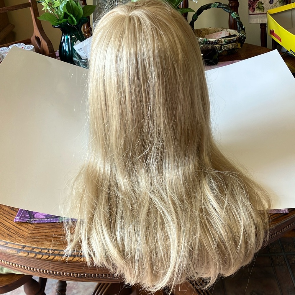 Unique Zone Cream Wig Long Silky Extensions